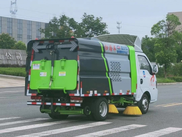 國六東風途逸3方掃路車